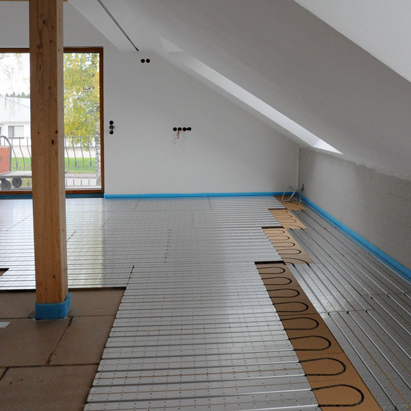 Vearbeitung-PhoneStar-Boden+PowerFloor Verlegen PHoneStar und PowerFloor auf dem Boden