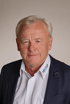 Richard Wolf Profil RICHARD WOLF Dipl. Wirtschafts-Ing (FH) Geschäftsführer Wolf Bavaria GmbH